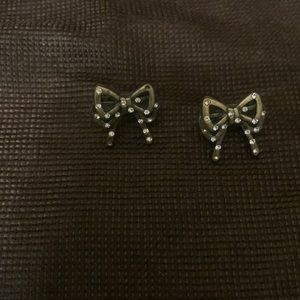 Vintage Betsy Johnson bow earrings